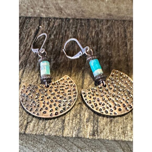 Boho Vintage Chic Southwestern Copper Dangle Wire Earrings, Turquoise Stone, Gi - Picture 6 of 10